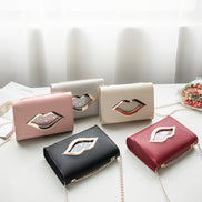 Mini sac téléphone avec chaîne – élégant & tendance