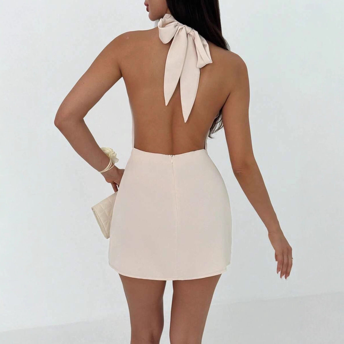 Robe Dos Nu Minimaliste