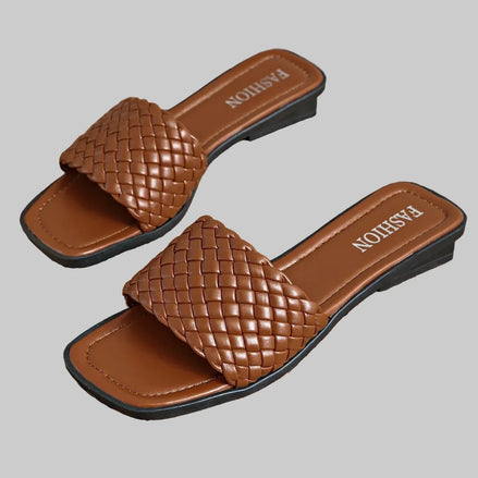 Sandales Tressées Élégance Femme